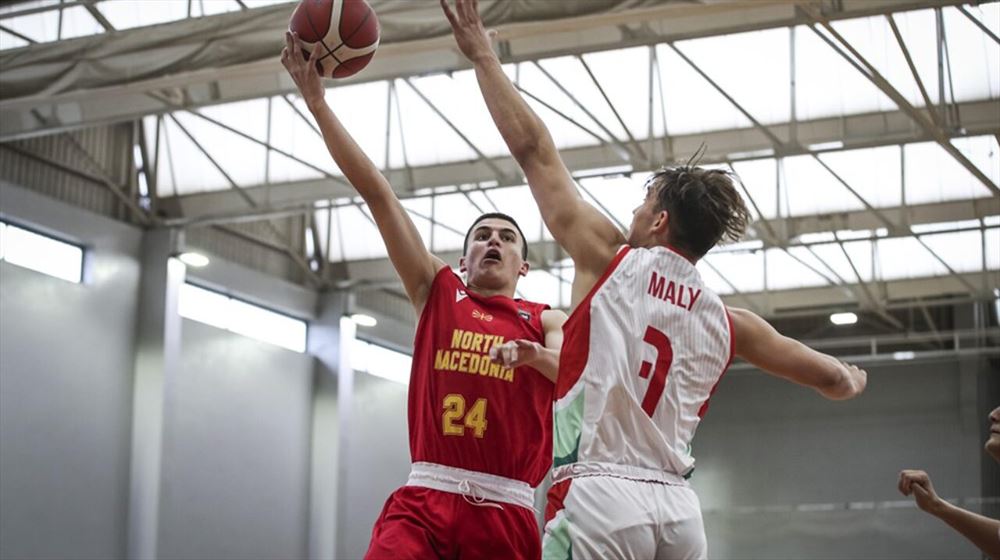 Gregoriy Jakimovski: Un Nuovo Talento per il Castanea Basket Messina